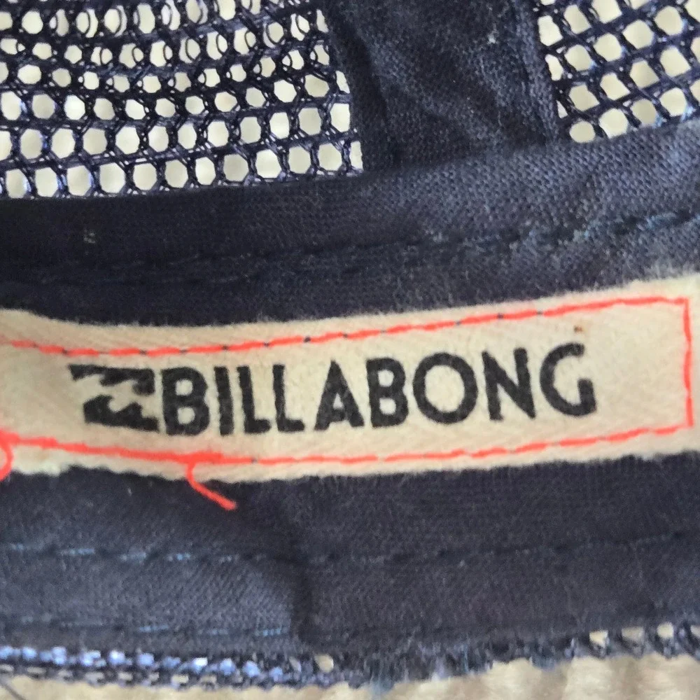 Billabong embrace spirit